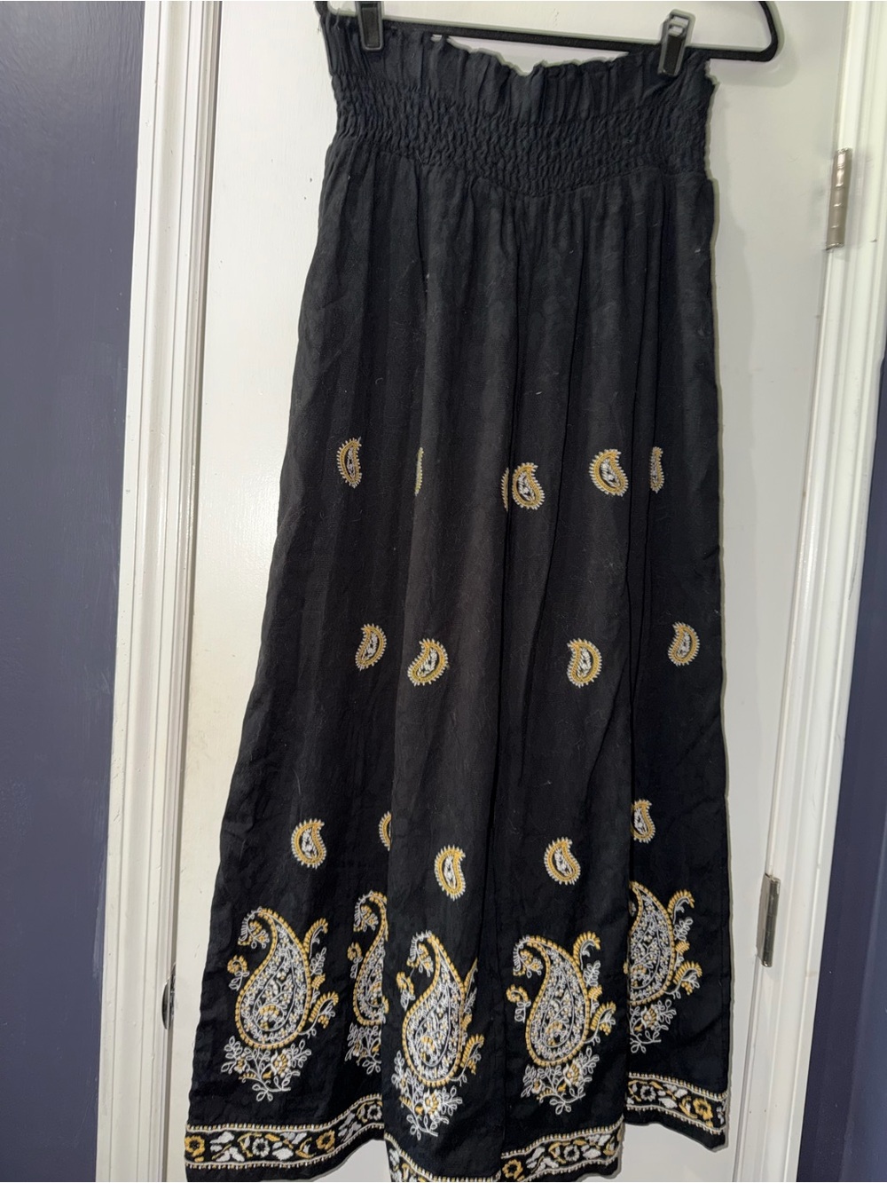 Anthropologie Black Wide-Leg Pants with Gold & Cream Paisley Embroidery